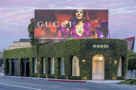 live gucci|gucci storefront displays.